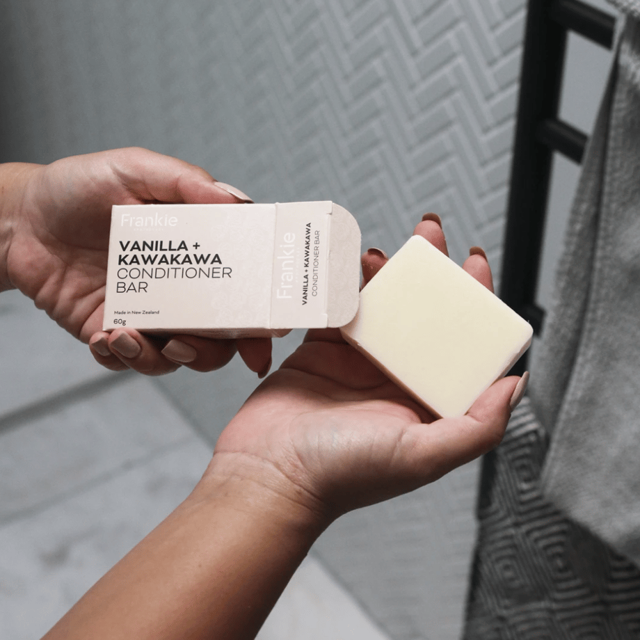 【Frankie APOTHECARY】バニラ&カワカワ コンディショナーバー