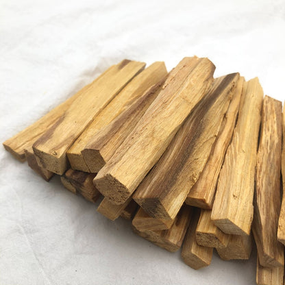 [TwoTrees] Palo Santo Sticks (5 sticks)